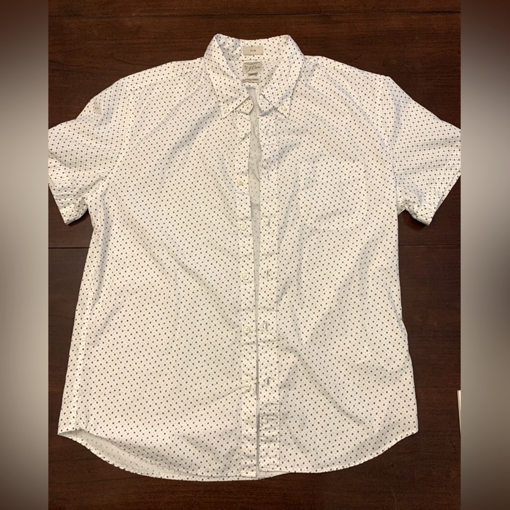 Men’s size Large- Slim JCrew short Sleeve Button up